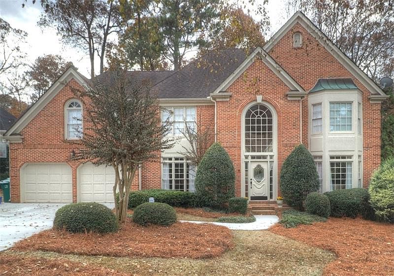 1st image of 1121 Vinings Falls Dr SE