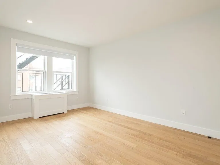 123 Highland Avenue — Photo 29