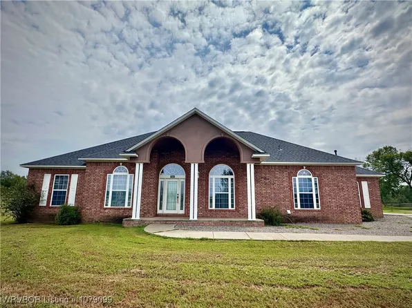 1564 White Oak Rd, Waldron, AR 72958