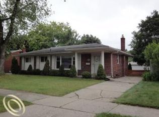 1062 Ruth Ave, Ypsilanti, MI 48198