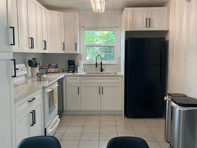 4210 Olive Ave — Photo 4
