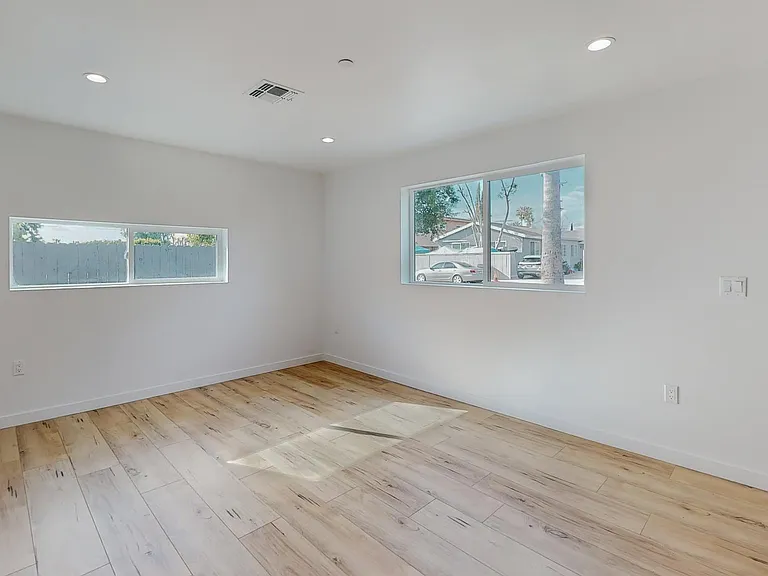 16010 Cantlay St #2 — Photo 4