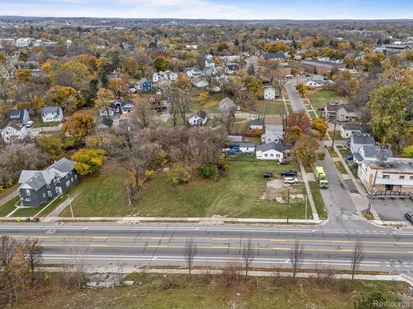 431 N Perry St, Pontiac, MI 48342