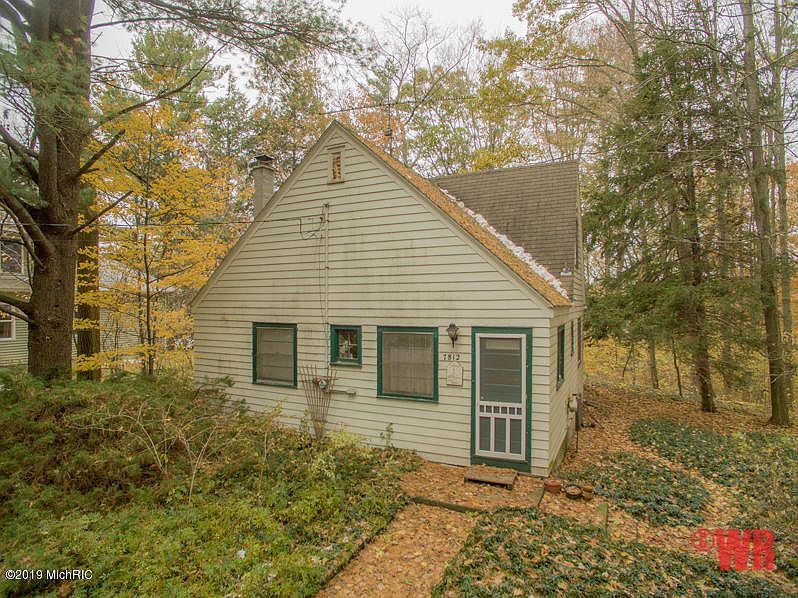 1st image of 7834 W Campbell Ct