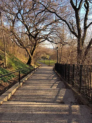 Sold by Momentum Real Estate LLC | media 43