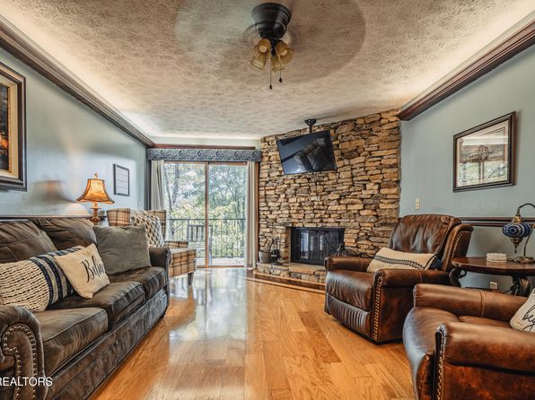3621 Householder St APT 6, Pigeon Forge, TN 37863