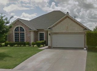 814 Concord St, Cleburne, TX 76033