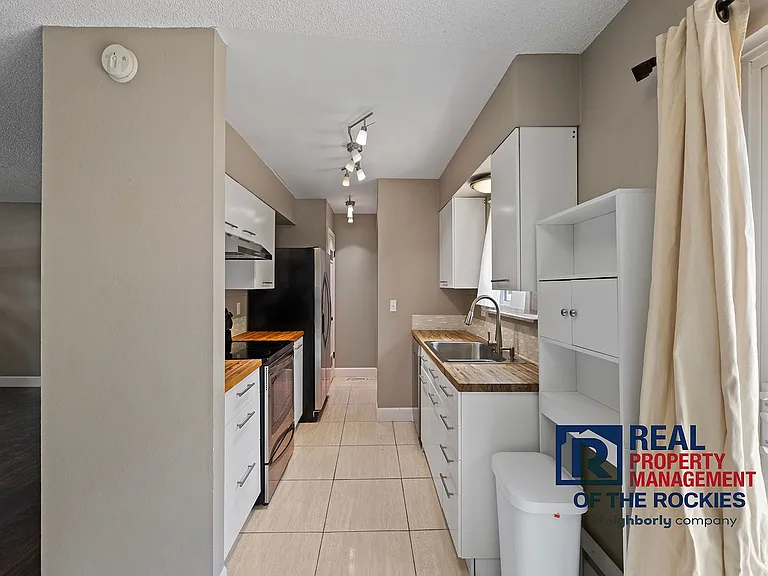 824 Rocky Rd — Photo 3