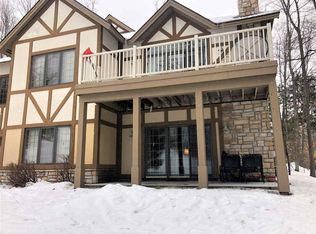 1127 Alpine Village Dr #725, Harbor Springs, MI 49740