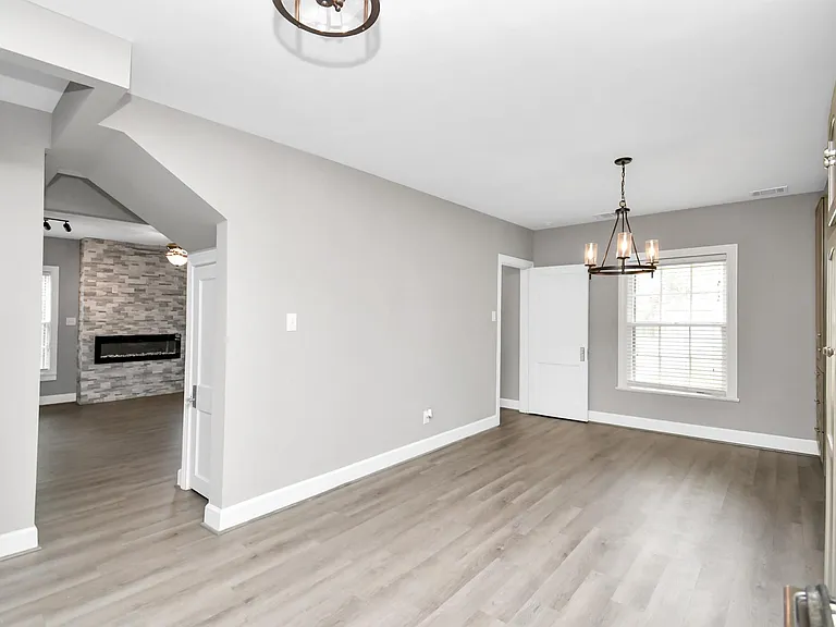 901 N Jones St — Photo 15