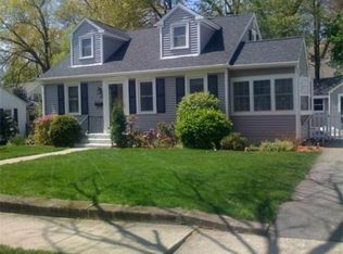 46 Lancaster St, Springfield, MA 01118
