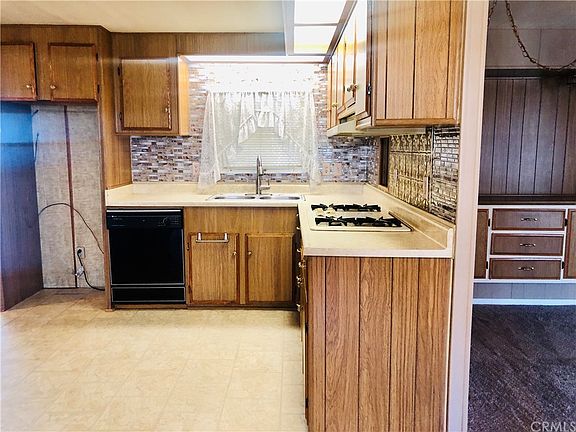 5th image of 208 N Barranca #44