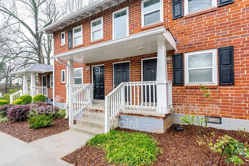 Building Photo - 1097 Westview Dr SW #10