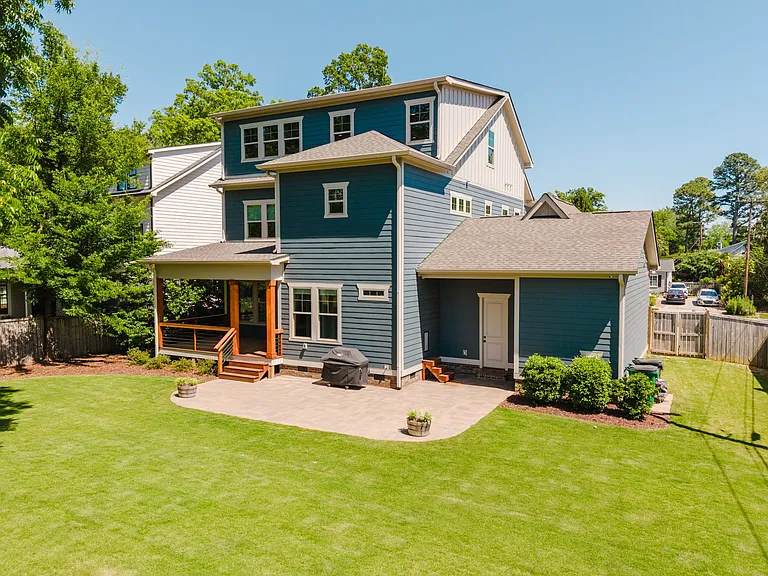2852 Dorchester Pl — Photo 35