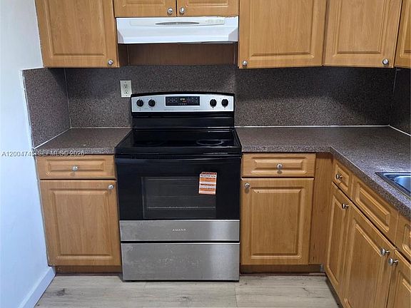 2nd image of 1111 NW 19th Ave APT 205
