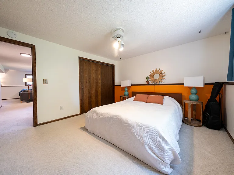 1581 Woodside Ct NE — Photo 28