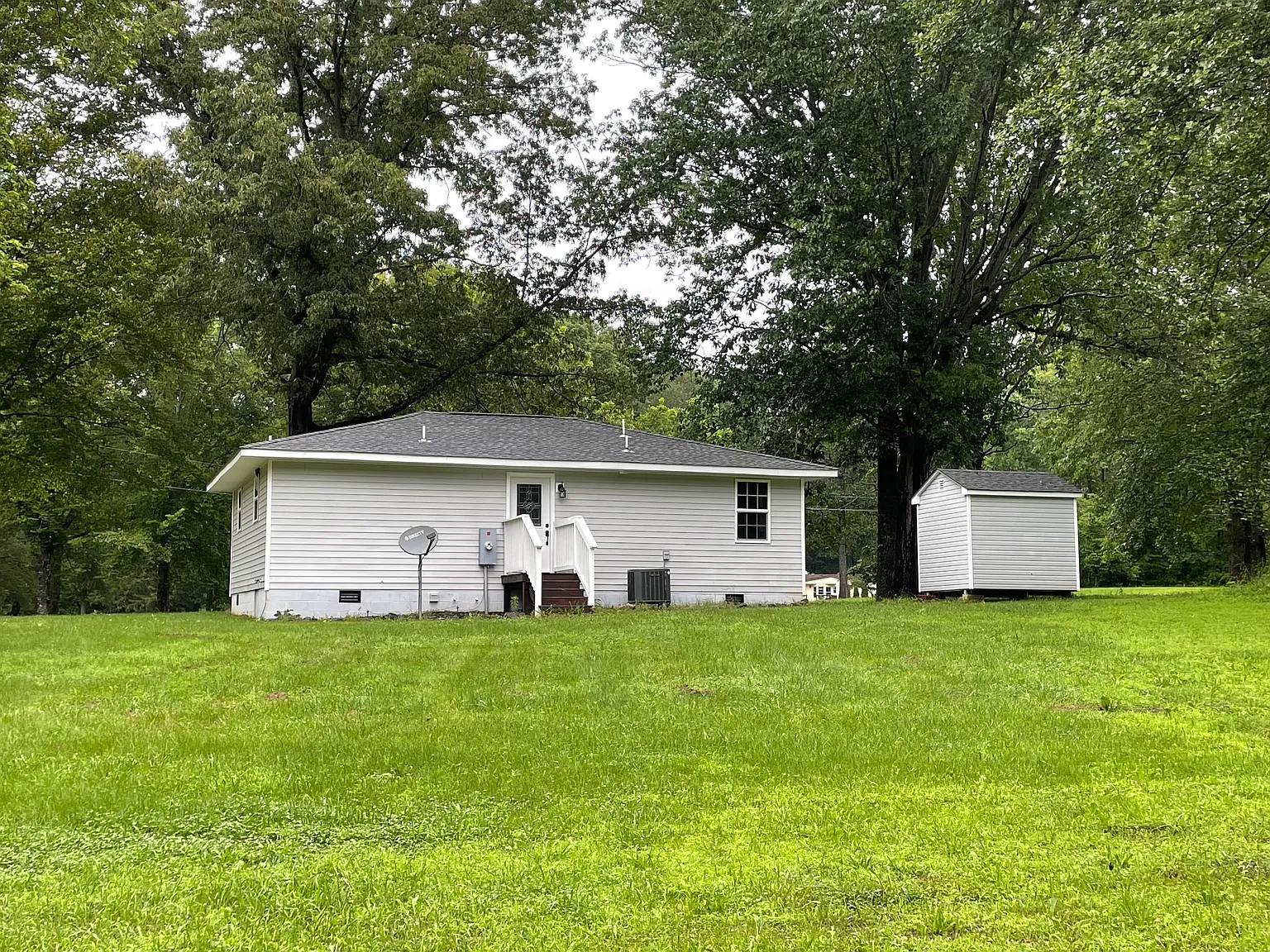2 bed, 1000 sqft, $1,995 — Photo 4