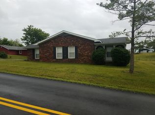 1495 Warwick Rd, Harrodsburg, KY 40330