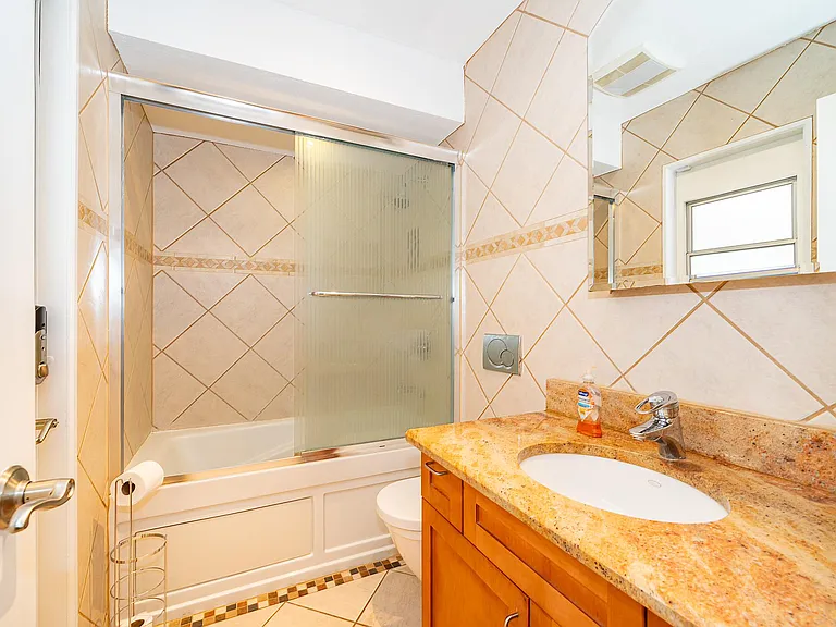 7709 Apple Tree Cir — Photo 19