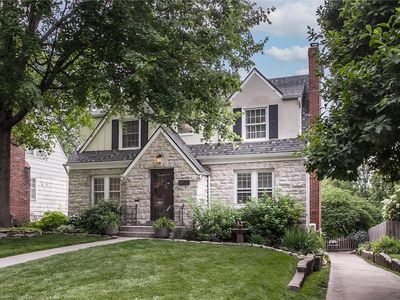 6517 Holmes Rd, Kansas City, MO, 64131