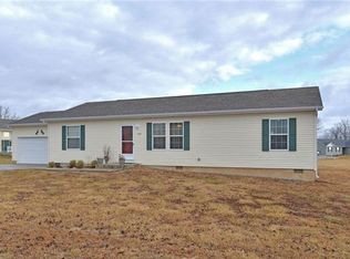 240 Rivers Edge Dr, Moscow Mills, MO 63362