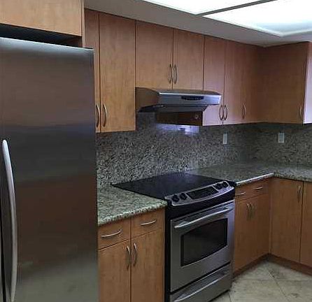 3rd image of 2780 NE 183rd St APT 1501