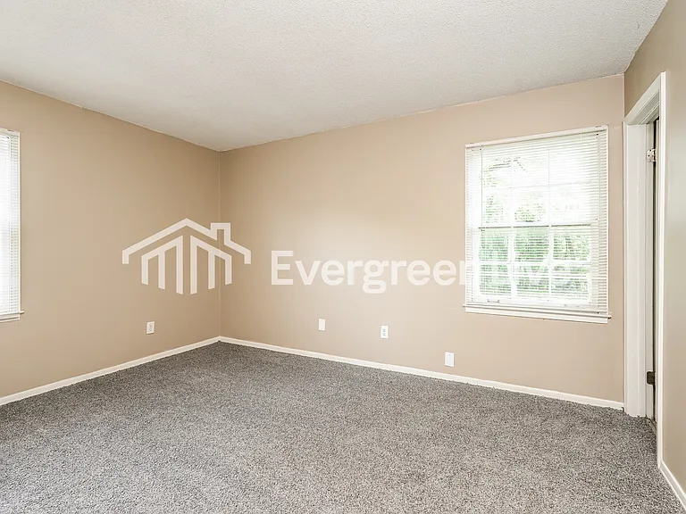 3612 Sellwood Rd — Photo 10