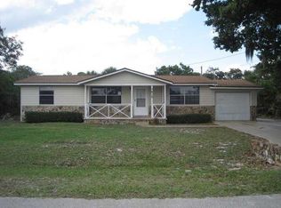 1410 Crossview St, Lake Placid, FL 33852