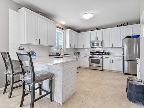 4th image of 2802 Great Meadow Dr