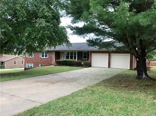 3008 Fieldstone Ln, Belmont, NC 28152