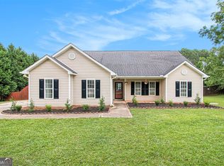 215 Nina Cir, Locust Grove, GA 30248