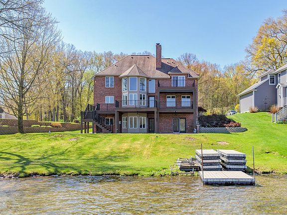 3rd image of 10436 Kings Point Dr