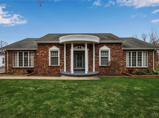 4640 Woods Rd, East Aurora, NY 14052