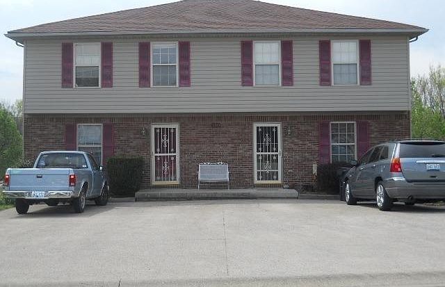 1st image of 190 S Killarney Ln
