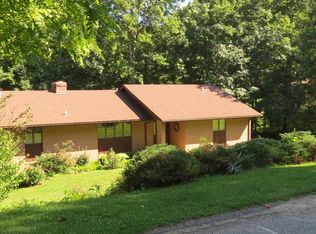 52 Mark Twain Rd, Asheville, NC 28805
