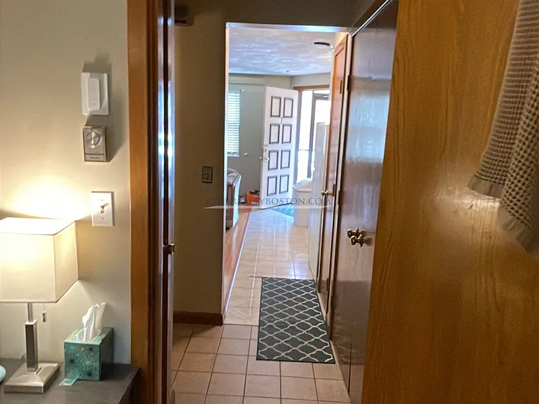 344 Market St #7 — Photo 11
