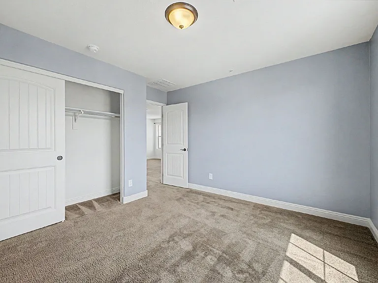 20515 W Maiden Ln — Photo 31