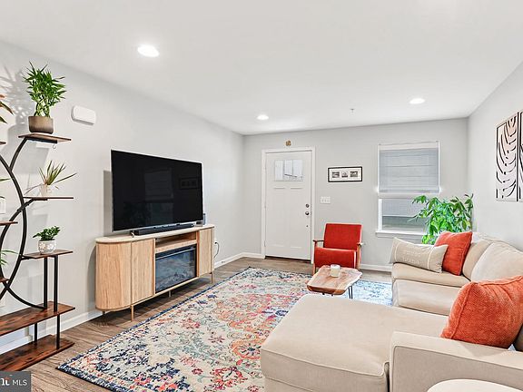 5th image of 133 Beech Tree Ct