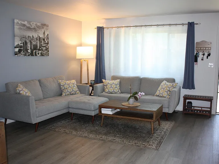 4231 Lowell St #5 — Photo 1