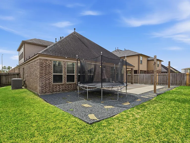19122 Gaslamp Point Ct — Photo 14