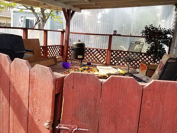 5th image of 208 E Loretta Ave