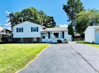 7766 Fern Dr, Mentor On The Lake, OH 44060