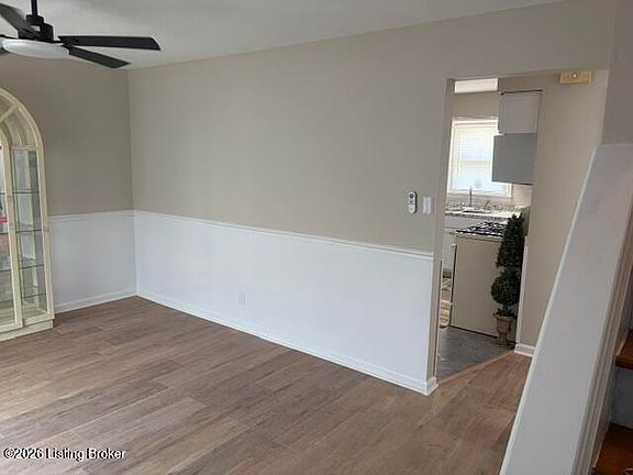 5th image of 6012 Robinhood Ln