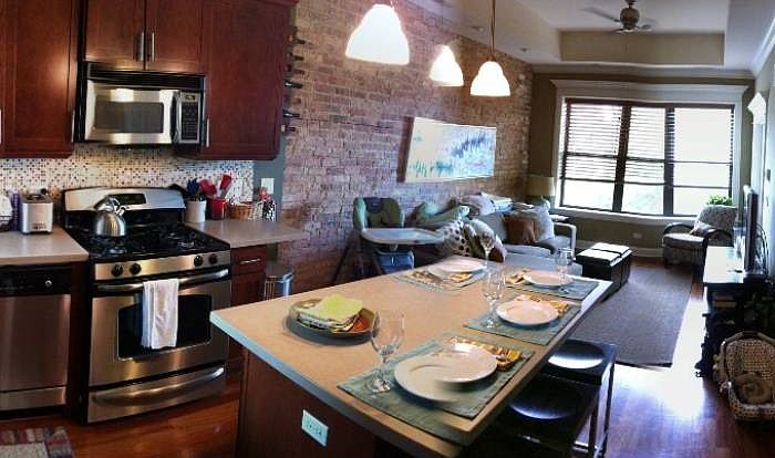 1st image of 1753 W Winnemac Ave APT 2