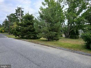 32 Kirk Ln, Pine Hill, NJ 08021