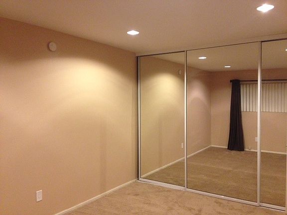 3rd image of 5412 Lindley Ave Unit 110