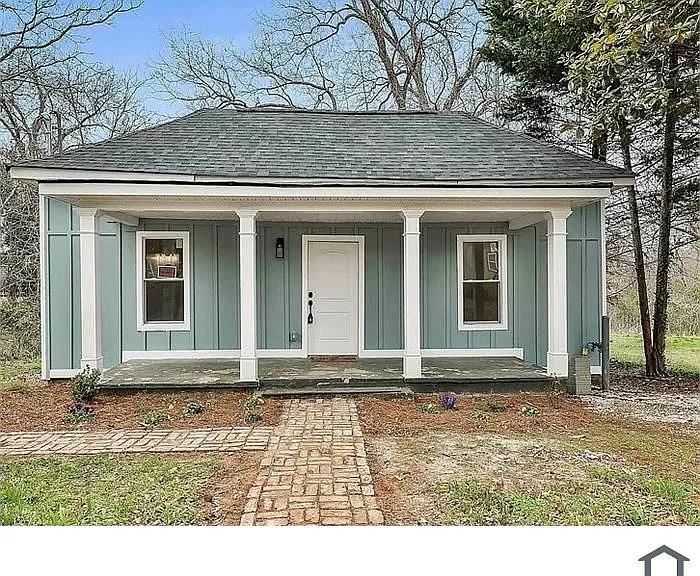 8 Long St — Photo 1
