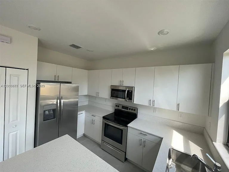 24641 SW 117th Path #24641 — Photo 5