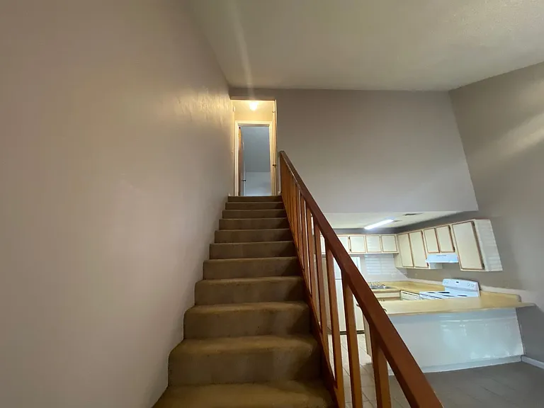 1284 High Rd — Photo 11