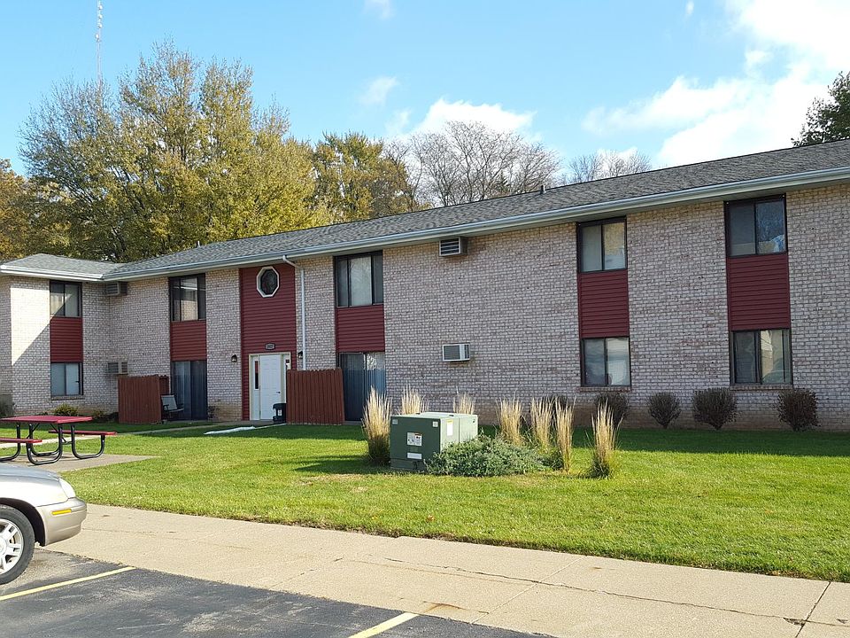 1st image of 2827 Pennsylvania Ave APT 13